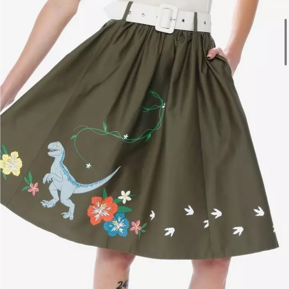 Her Universe Dresses & Skirts - Her universe Jurassic park retro skirt